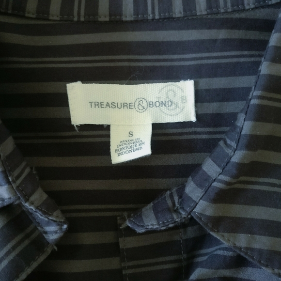 NWT Treasure & Bond Oversized Gray Stripe Button Up Size S - Picture 13 of 16